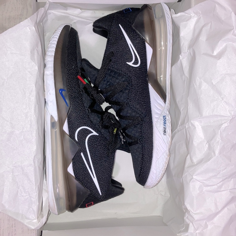 LEBRON 17 WITH BOX